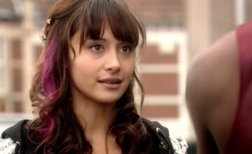 Молокососы 4 сезон 8 серия смотреть онлайн