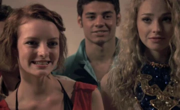 Кадр из сериала Молокососы 6 сезон