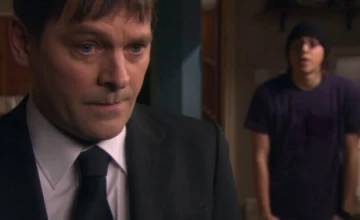 Кадр из сериала Молокососы 2 сезон