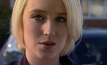 Кадр из сериала Молокососы 3 сезон