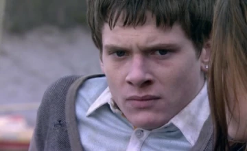 Кадр из сериала Молокососы 3 сезон